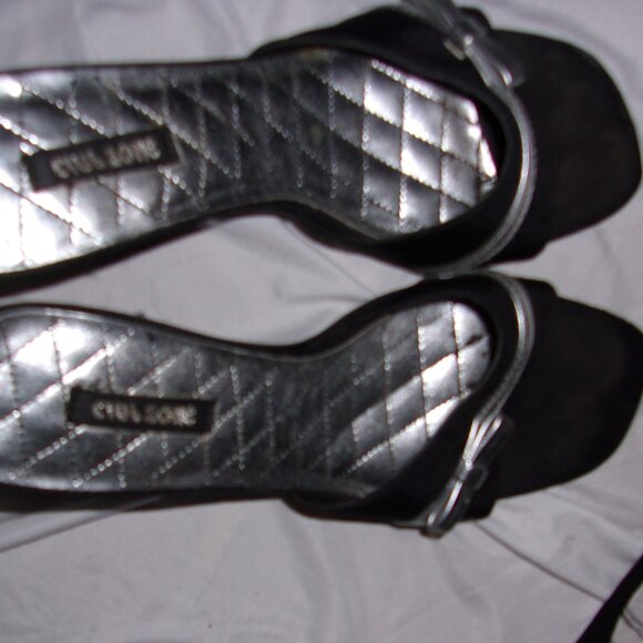 womens size 8 high heel balck silver bow dress shoes sexy eight heels - Picture 3 of 5